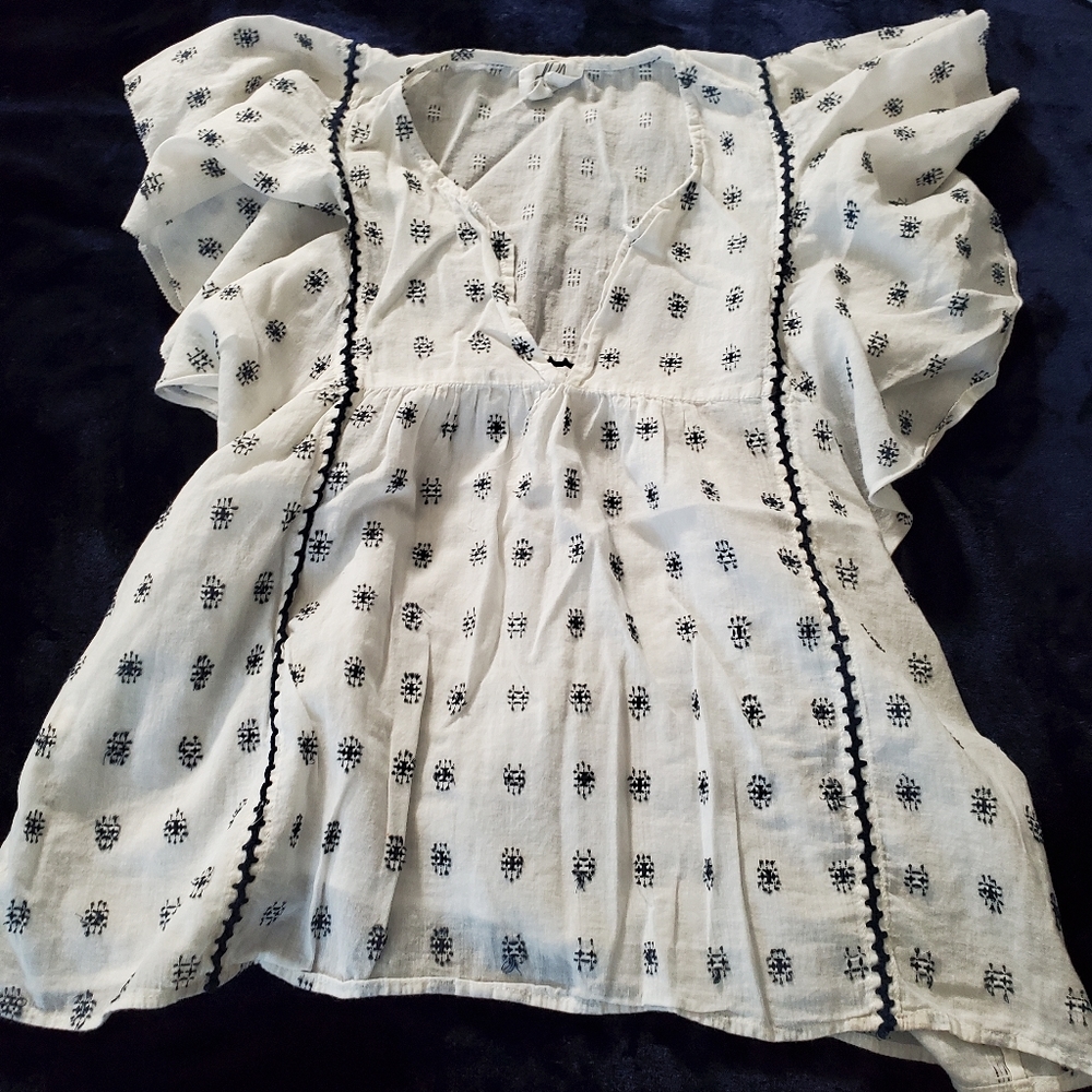 Anthropologie dRA embroidered tops